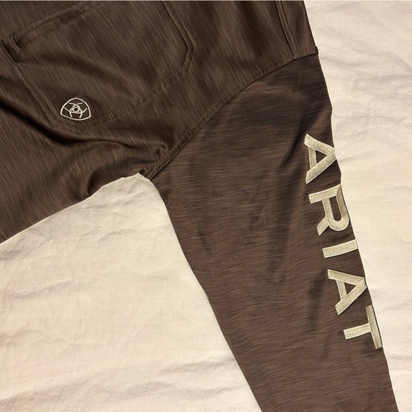 Ariat Men’s 1/4 zip pullover AriatTek NWOT Medium - Picture 2 of 4